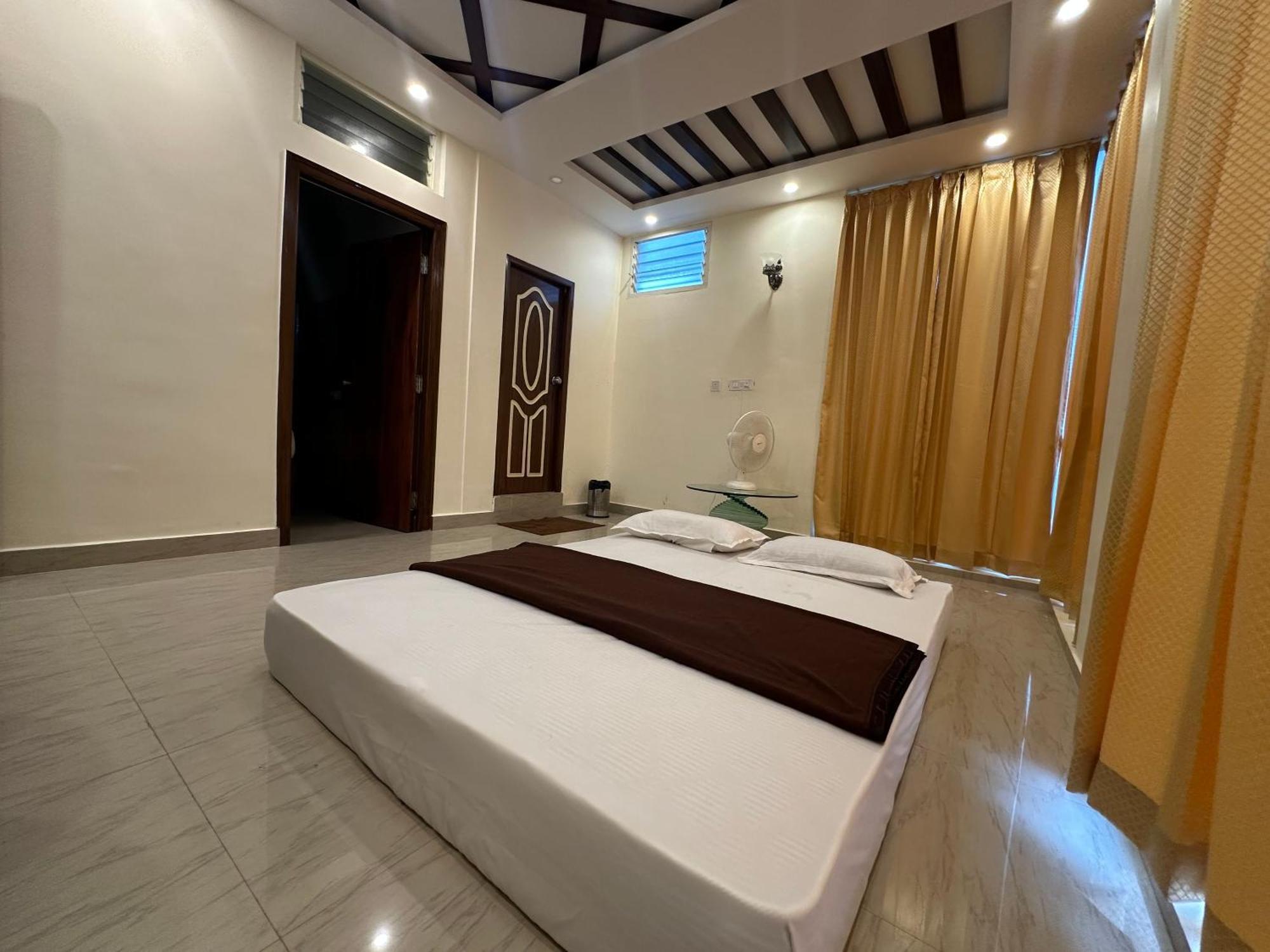 Hotel Boss Palace Mysore Luaran gambar