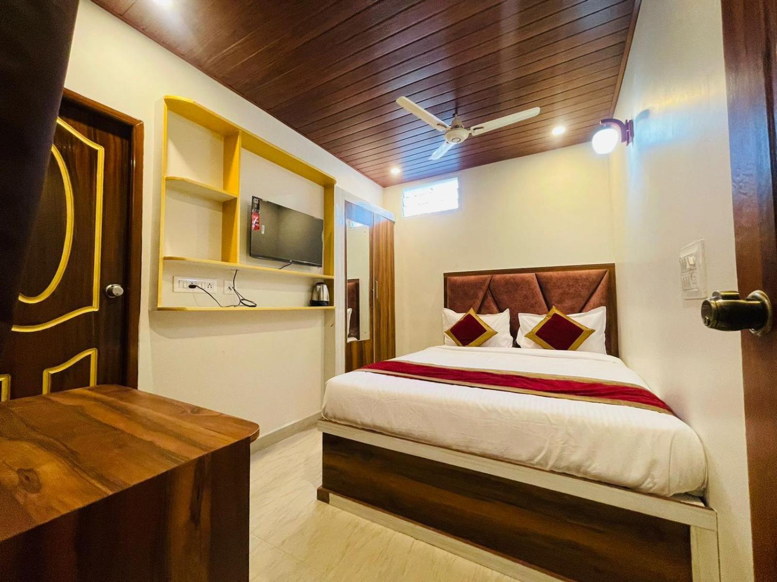 Hotel Boss Palace Mysore Luaran gambar